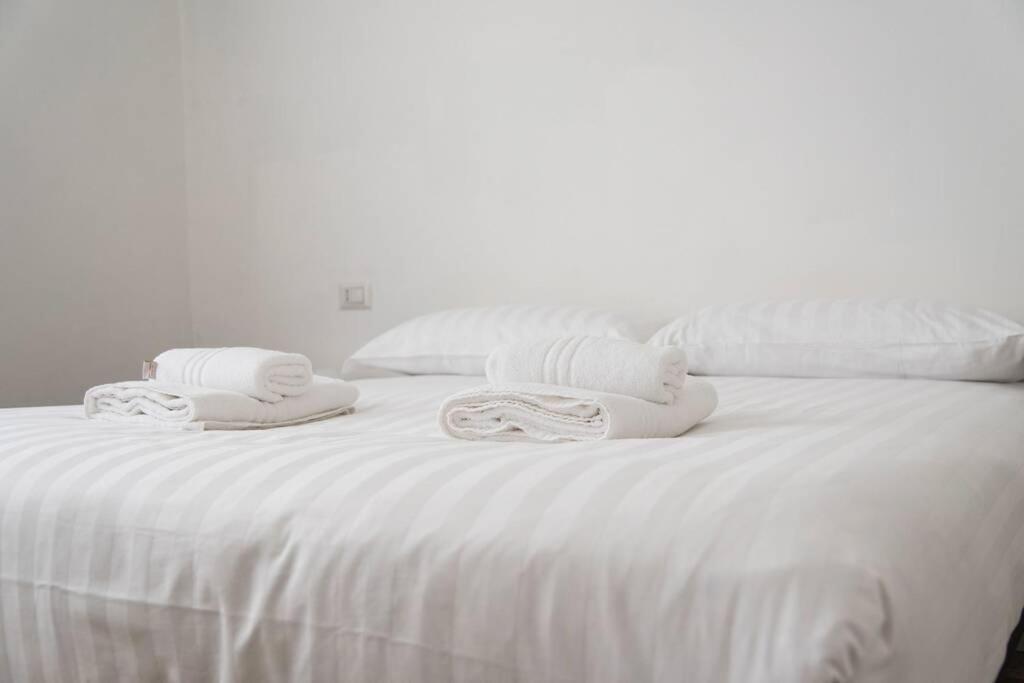 Mico 1 Bedroom Apartment - Youhosty Milan Luaran gambar